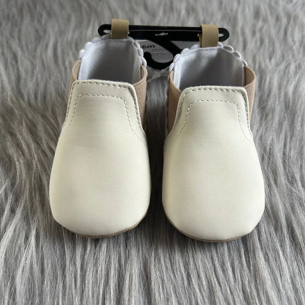Carter's‎ Child Of Mine Baby Shoes Infant Girl's Size 3-6 Months White Booties